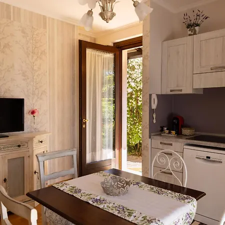 Casa Angolo Delle Rose Apartman