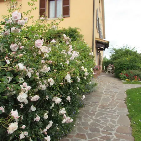 Apartment Casa Angolo Delle Rose