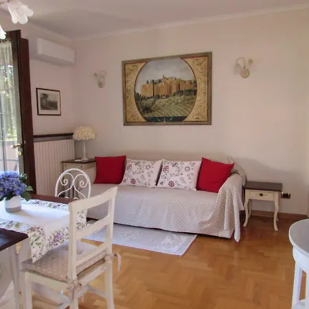 Casa Angolo Delle Rose Appartement