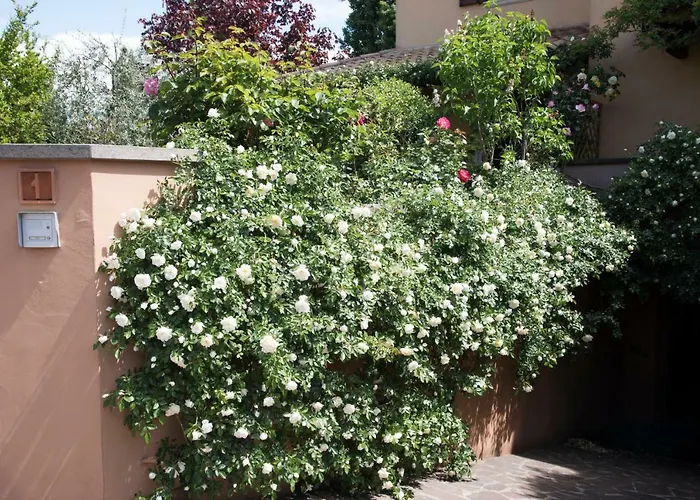 Casa Angolo Delle Rose Apartmán *